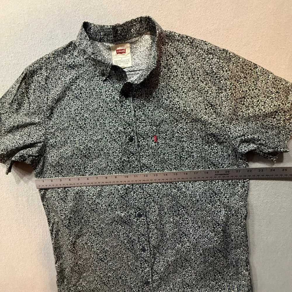 Levi's‎ Floral Black White Short Sleeve Button Down Shirt Men Size L